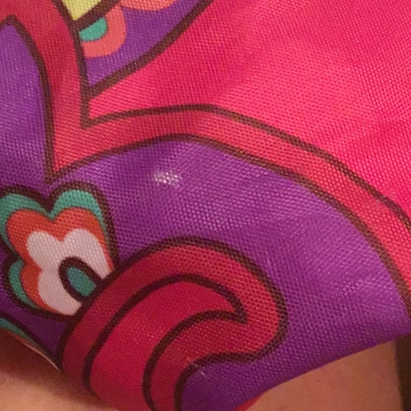 Very Bradley Tote - Picture 6 of 8